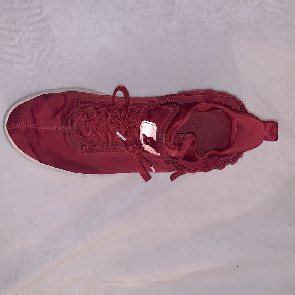 Jordan Shoes - Picture 2 of 3